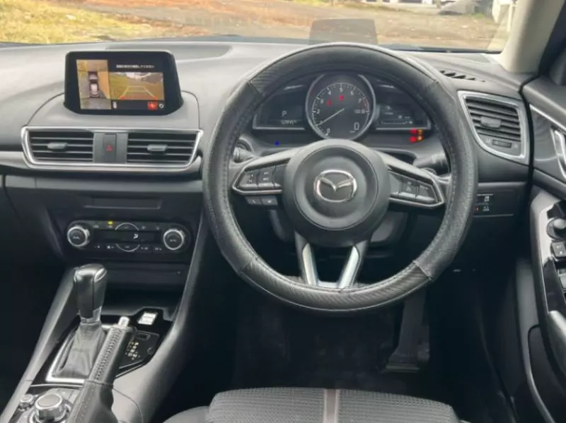 Mazda Axela    - 2018