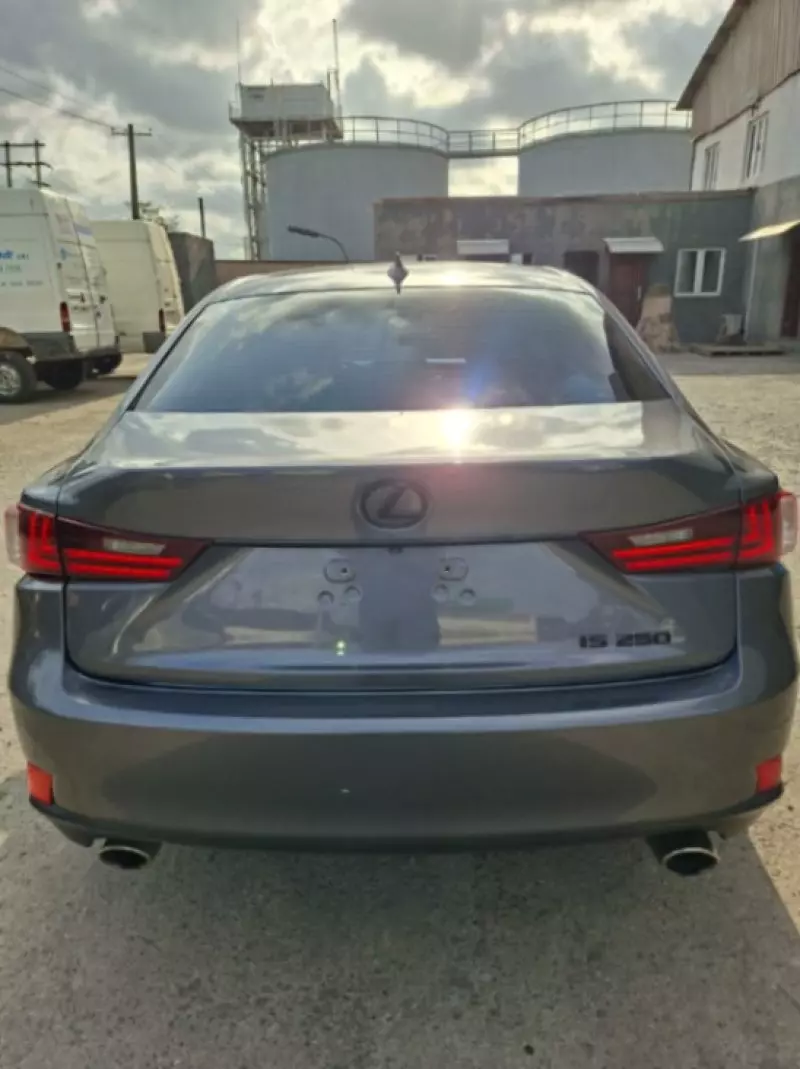 Lexus IS   - 2014