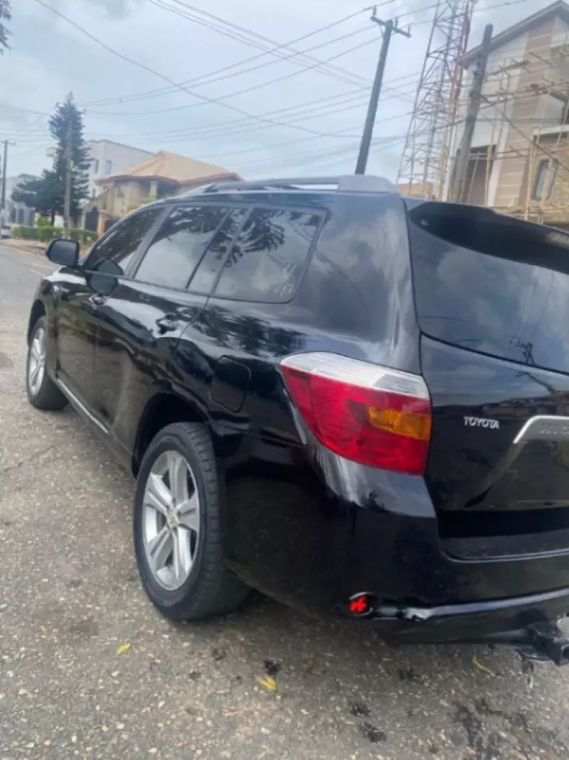 Toyota Highlander   - 2008