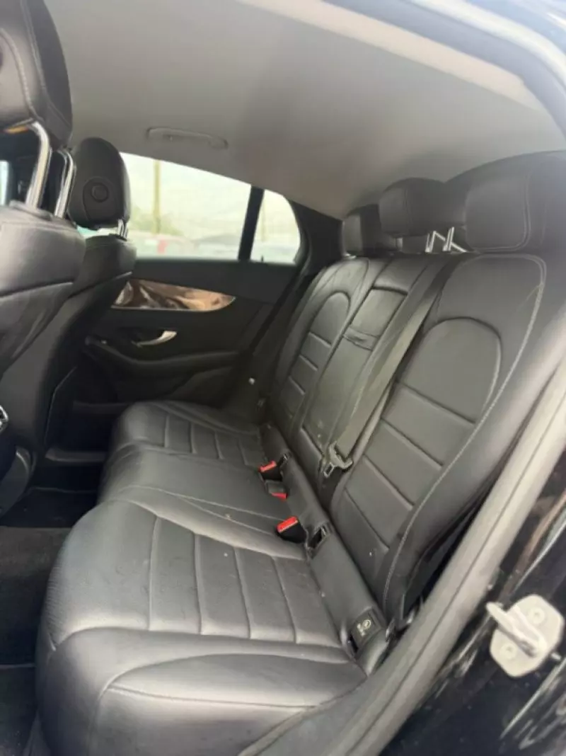 Mercedes-Benz GLC 300   - 2017