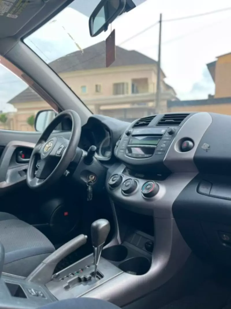 Toyota RAV4   - 2008