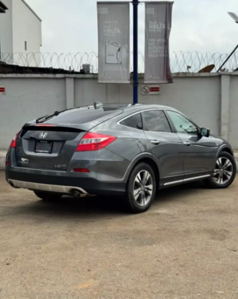 Honda Crosstour   - 2013