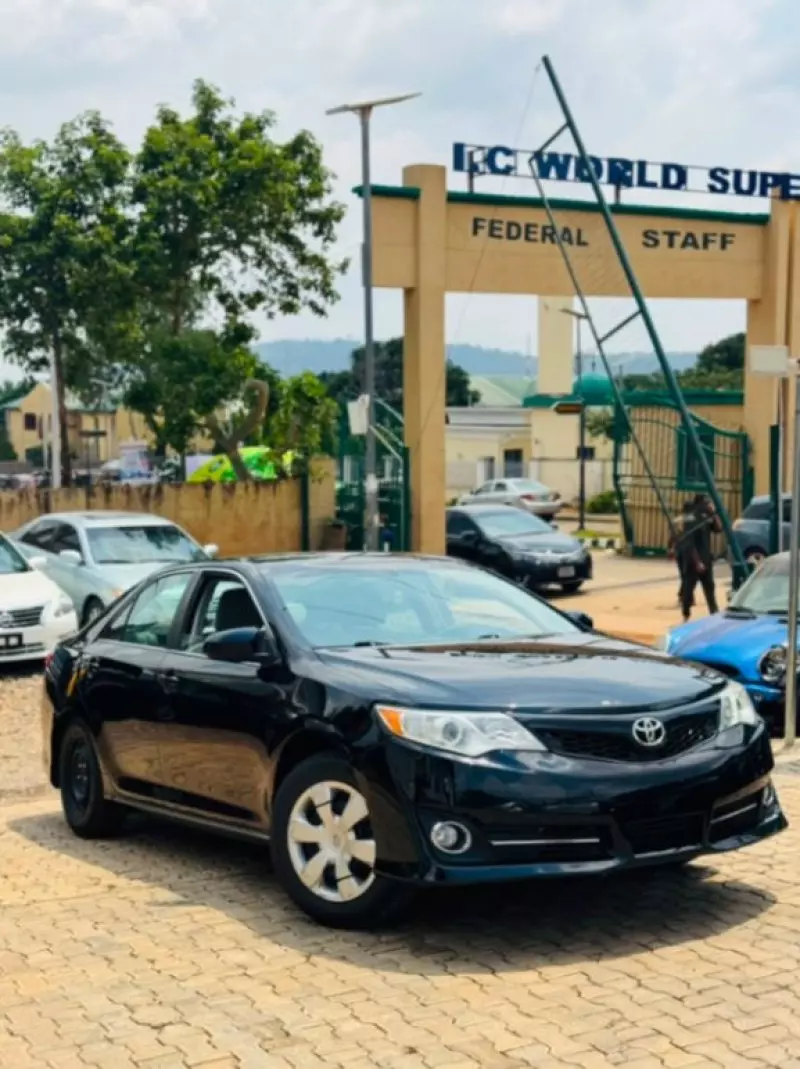 TOYOTA camry   - 2014