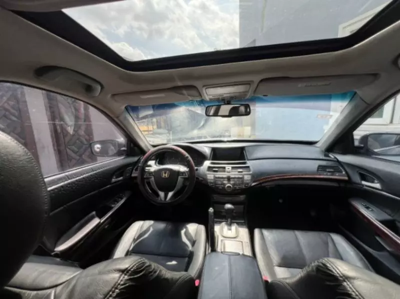 Honda Accord Crosstour   - 2010