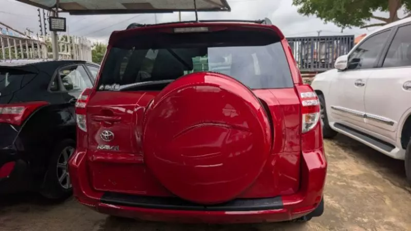 TOYOTA RAV 4   - 2012
