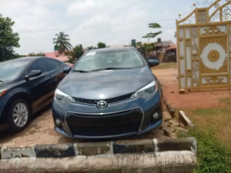 TOYOTA Corolla - 2016