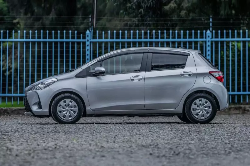 TOYOTA Vitz   - 2019