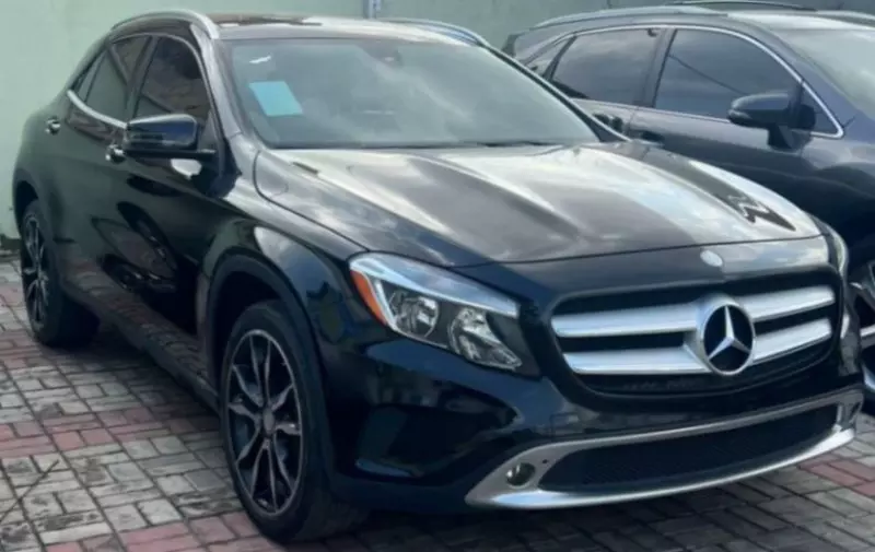 Mercedes-Benz GLA-Class   - 2016