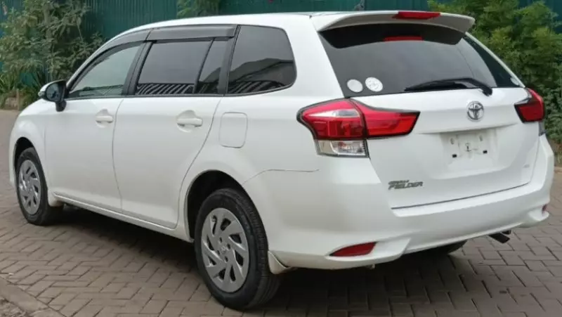 Toyota Fielder    - 2018