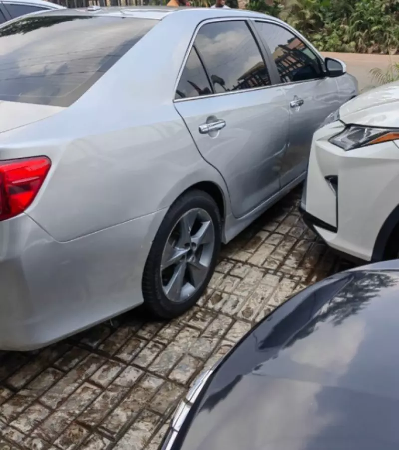 Toyota Camry   - 2012