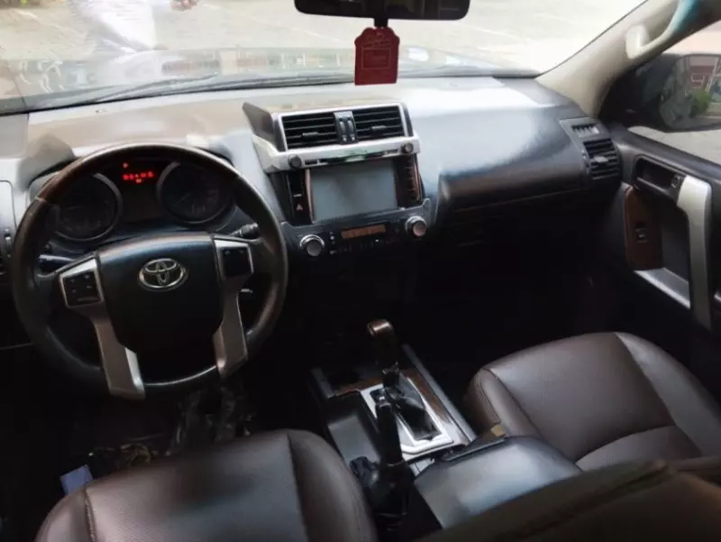 Toyota Land Cruiser   - 2014