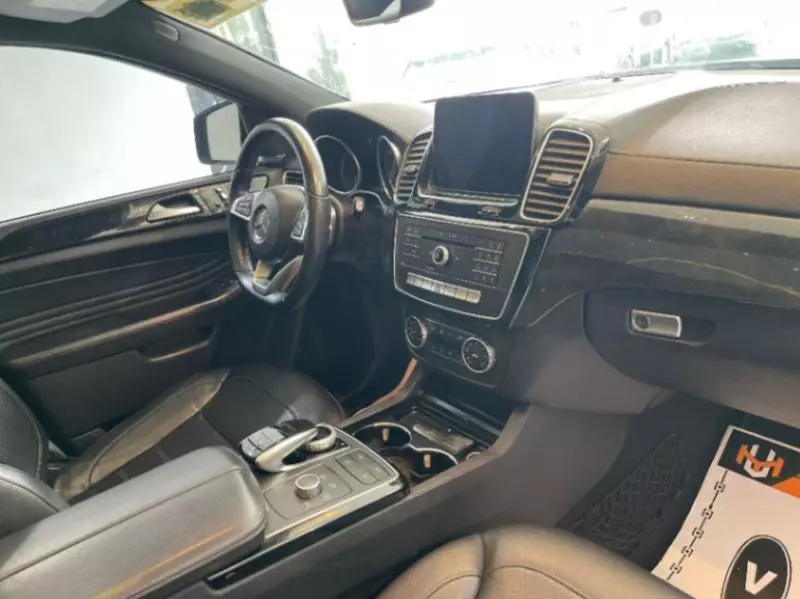 Mercedes-Benz GLE-Class   - 2019