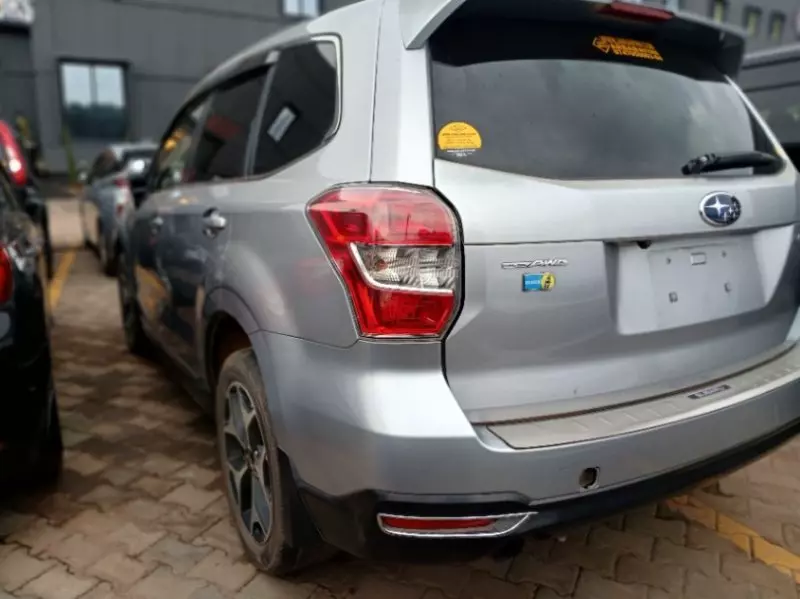 Subaru Forester   - 2015