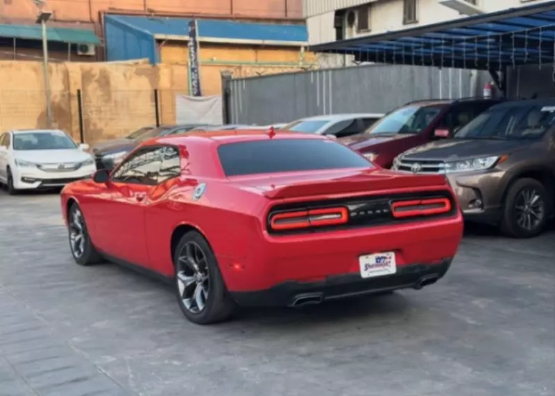 Dodge Challenger   - 2015