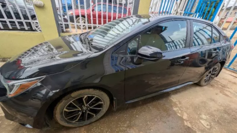Toyota Corolla   - 2019