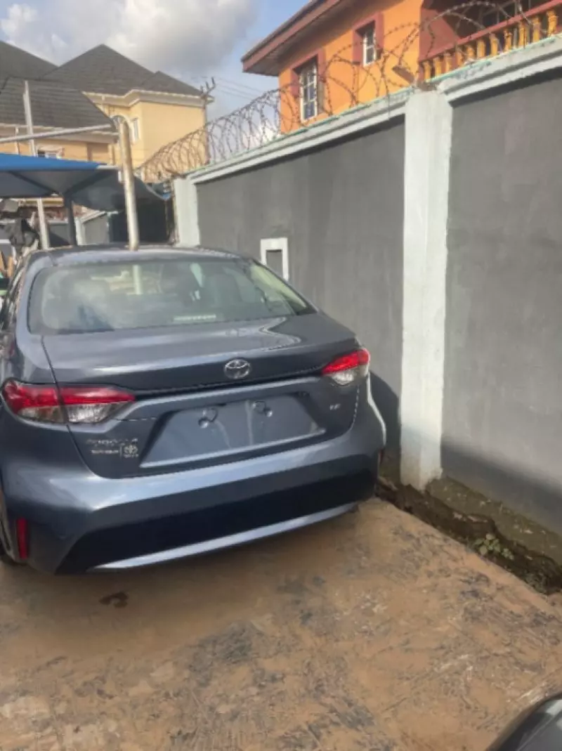 Toyota Corolla   - 2021