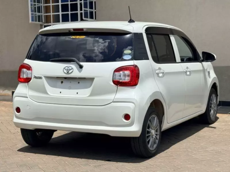 TOYOTA Passo - 2018