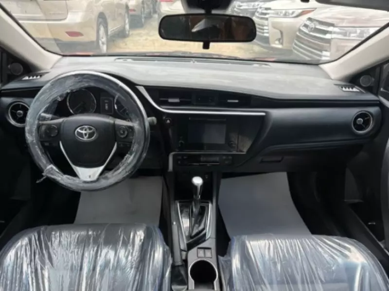 Toyota Corolla   - 2013
