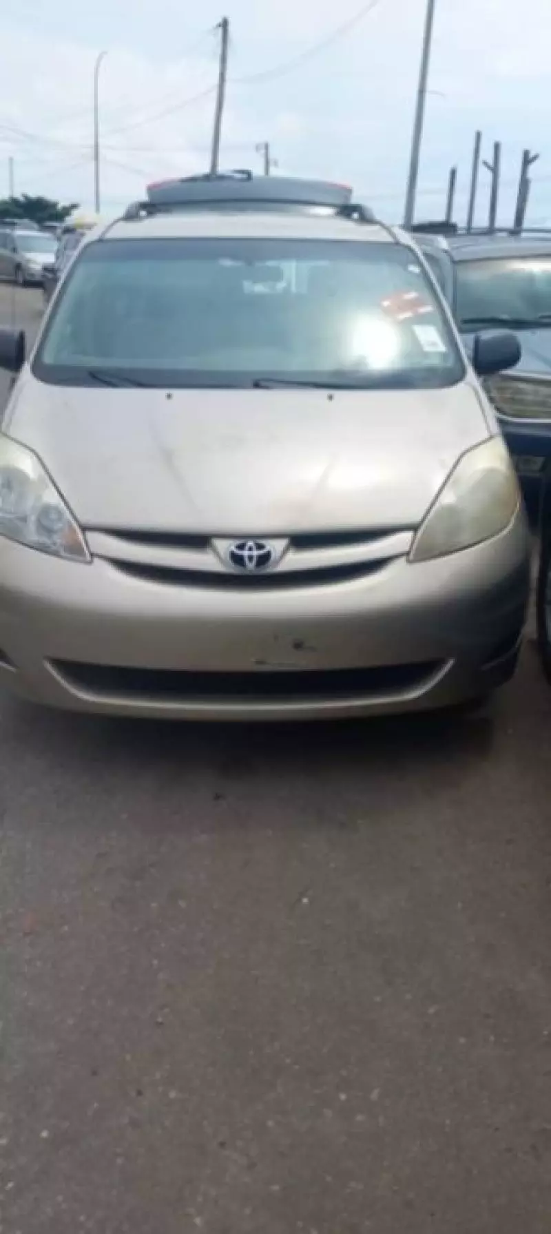 TOYOTA Sienna - 2009