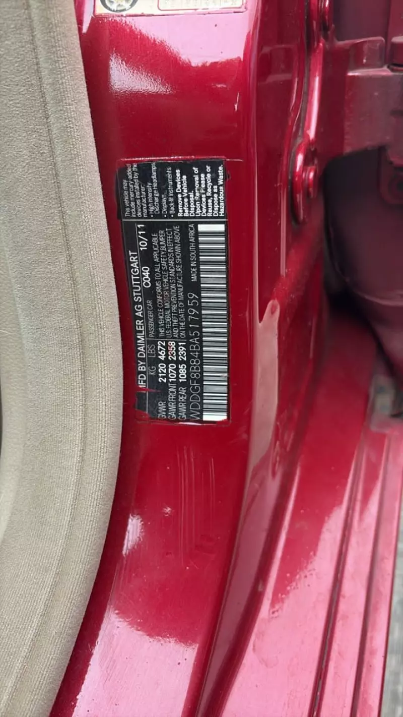 Mercedes-Benz C 300   - 2011