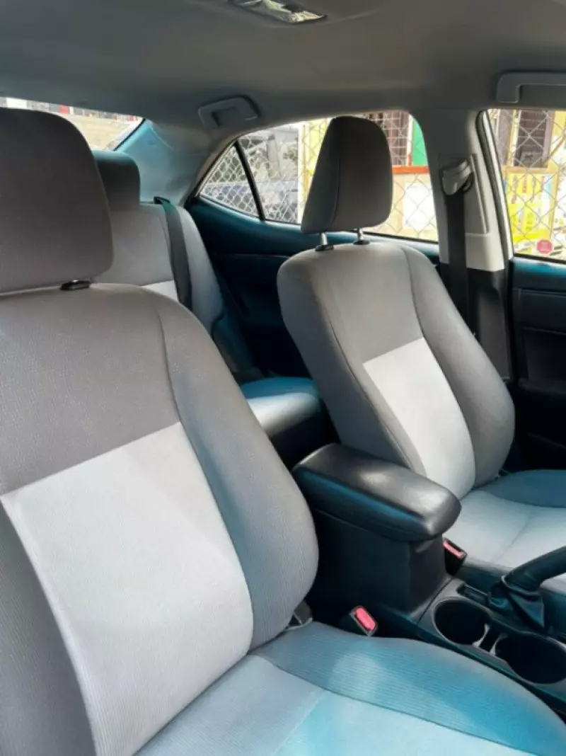 Toyota Corolla   - 2014