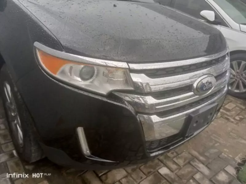 Ford Edge   - 2011