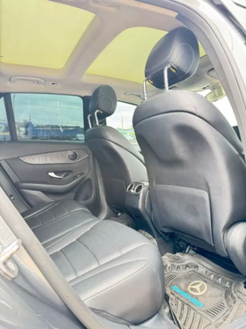 Mercedes-Benz GLC 300   - 2016