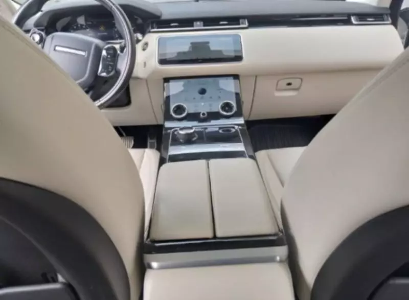 Land Rover Range Rover Velar   - 2018