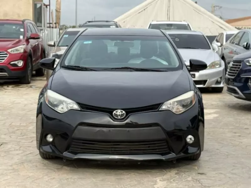 Toyota Corolla   - 2015