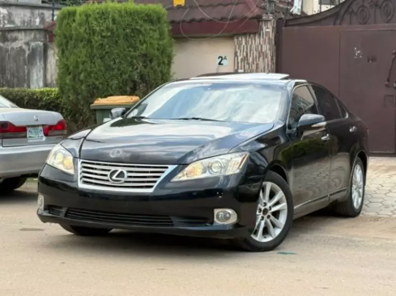 Lexus ES - 2010