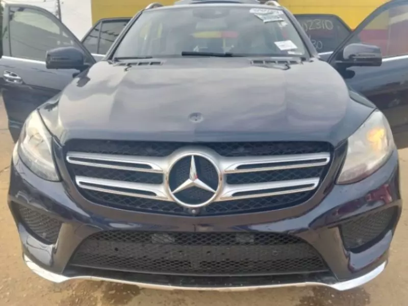 Mercedes-Benz GLE-Class   - 2018
