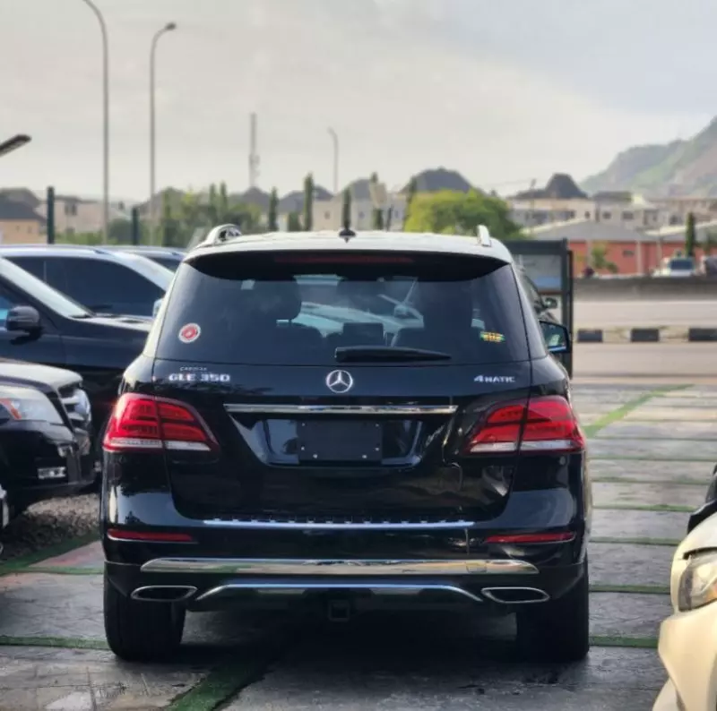 Mercedes-Benz GLE 350   - 2016