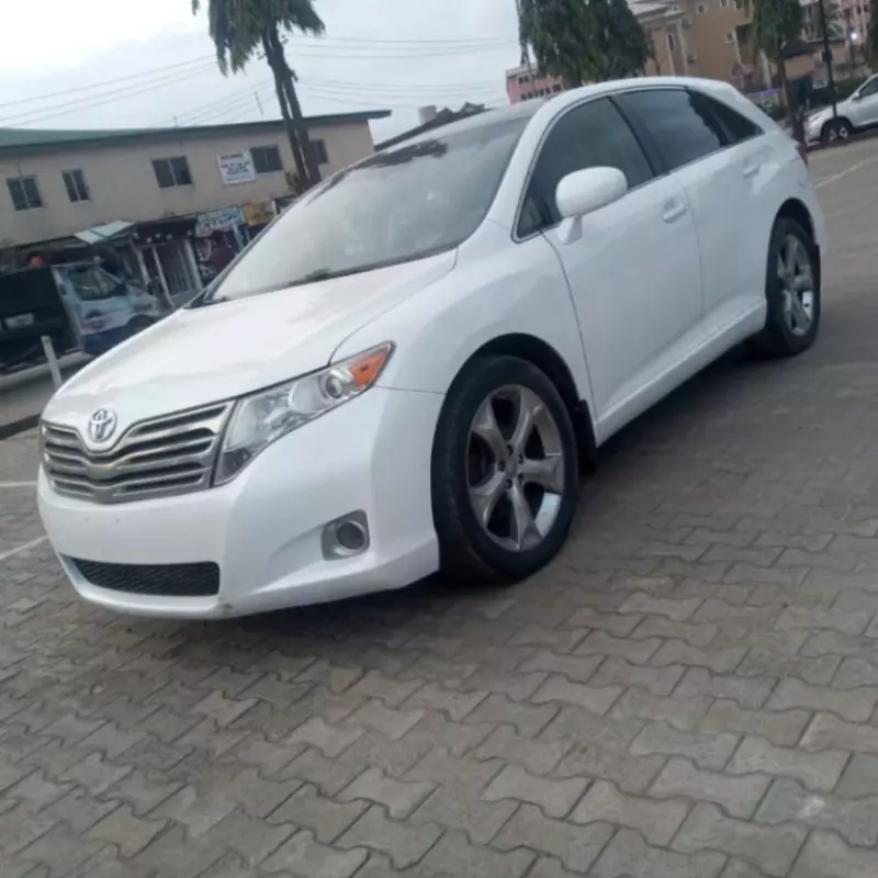 Toyota Venza   - 2013