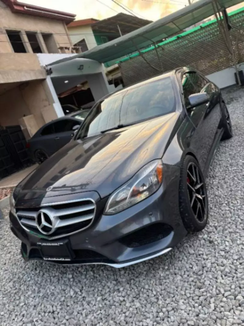 Mercedes-Benz E350 - 2016