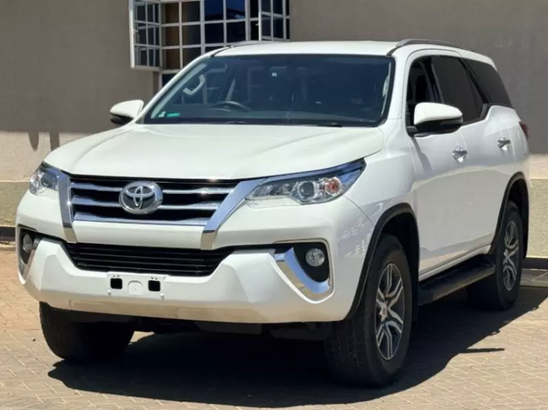 Toyota Fortuner   - 2019