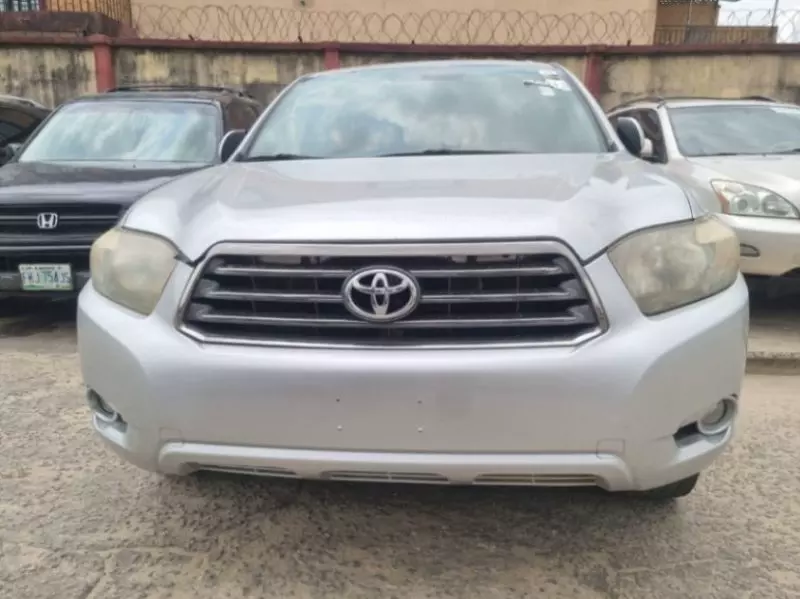 Toyota Highlander   - 2008