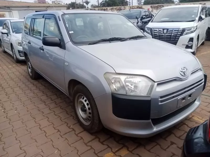 Toyota Probox - 2016