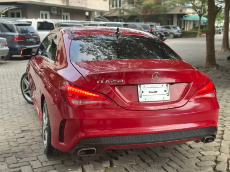 Mercedes-Benz CLA 250   - 2014