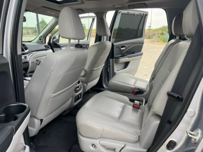 Honda Pilot   - 2016