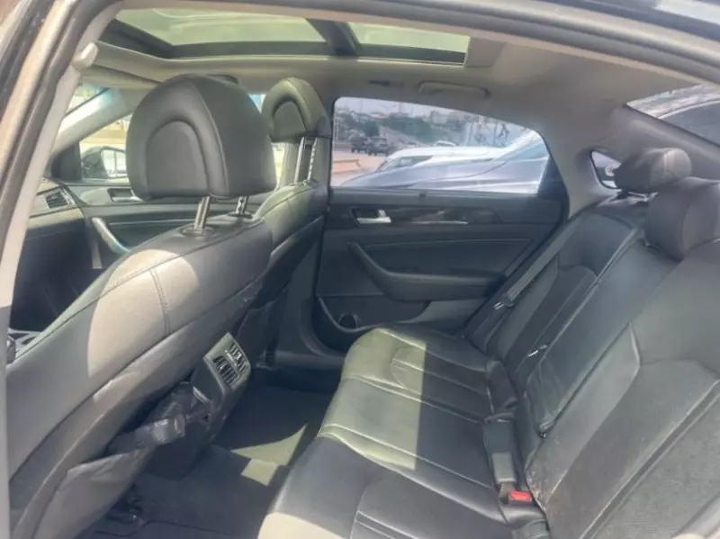 Hyundai Sonata   - 2015