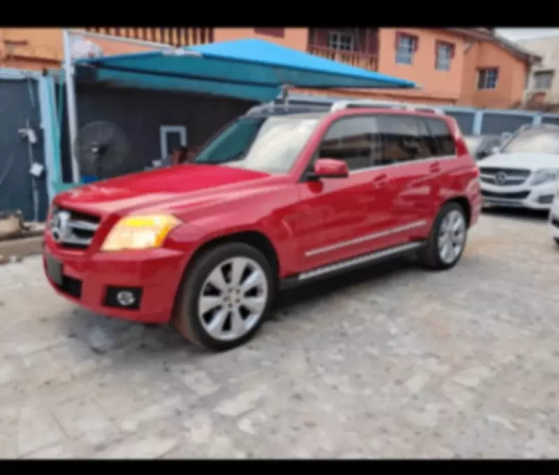 Mercedes-Benz GLK 350   - 2010