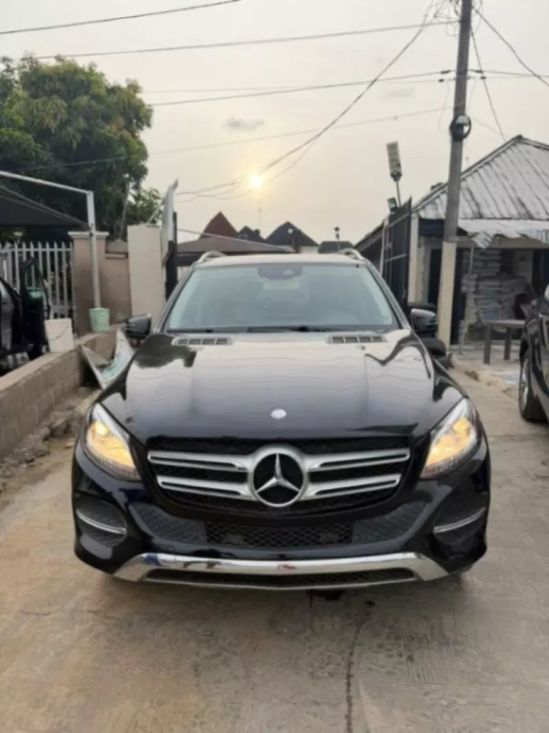 Mercedes-Benz GLE 350   - 2017