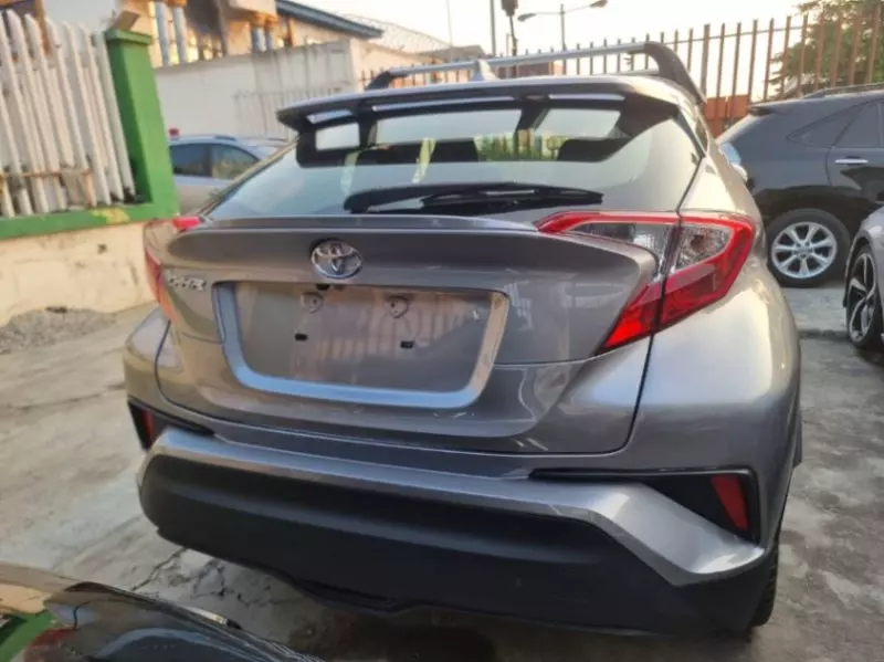 Toyota C-HR   - 2020