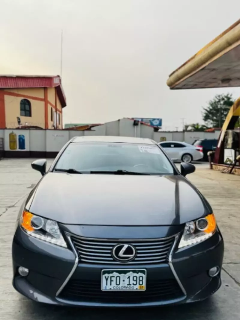 Lexus ES 350   - 2013