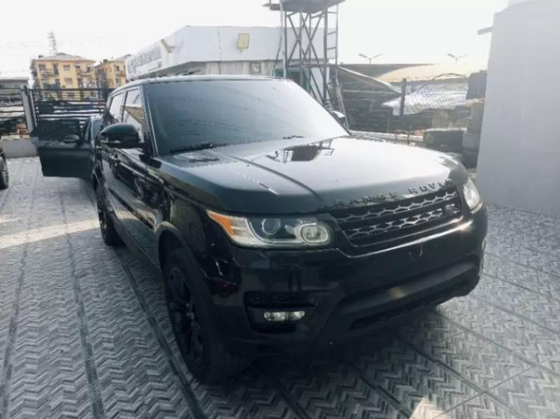Land Rover Range Rover Sport   - 2014