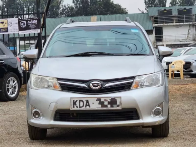 Toyota Fielder    - 2013