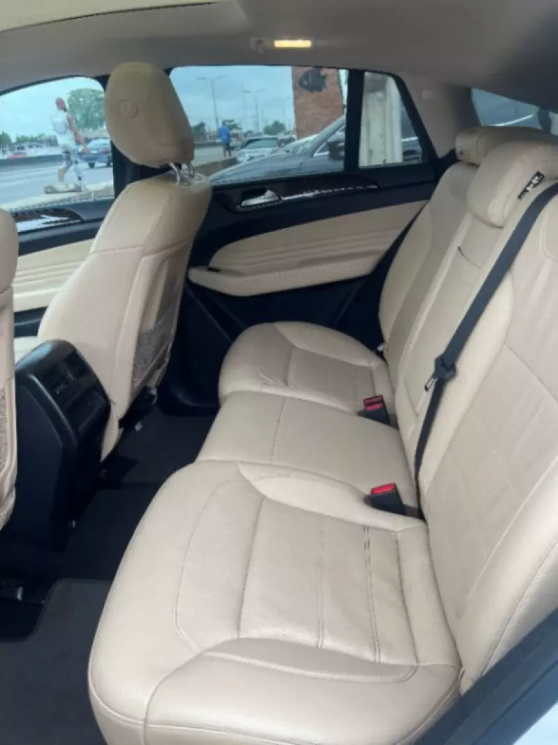 Mercedes-Benz GLE 450   - 2016