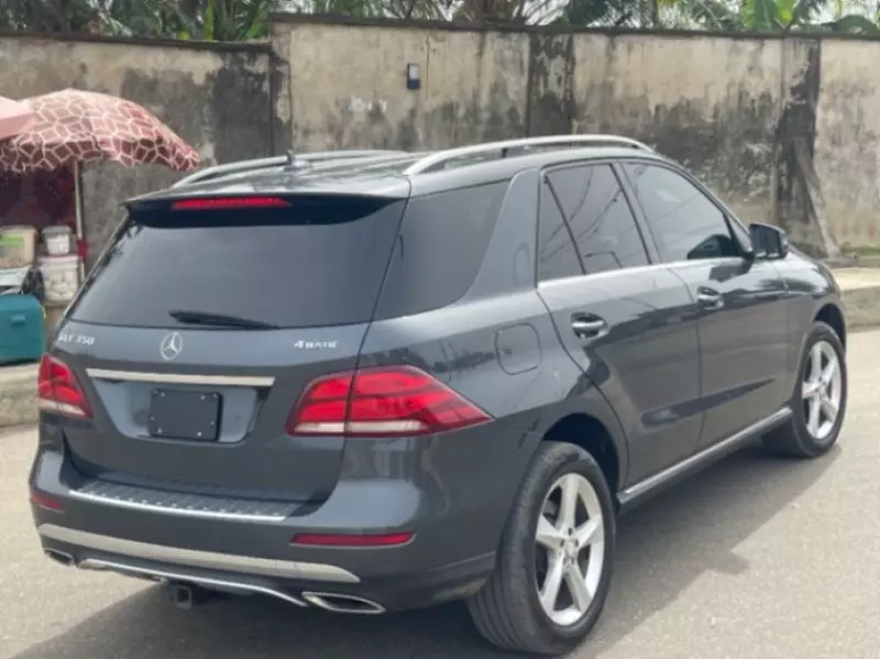 Mercedes-Benz GLE-Class   - 2016