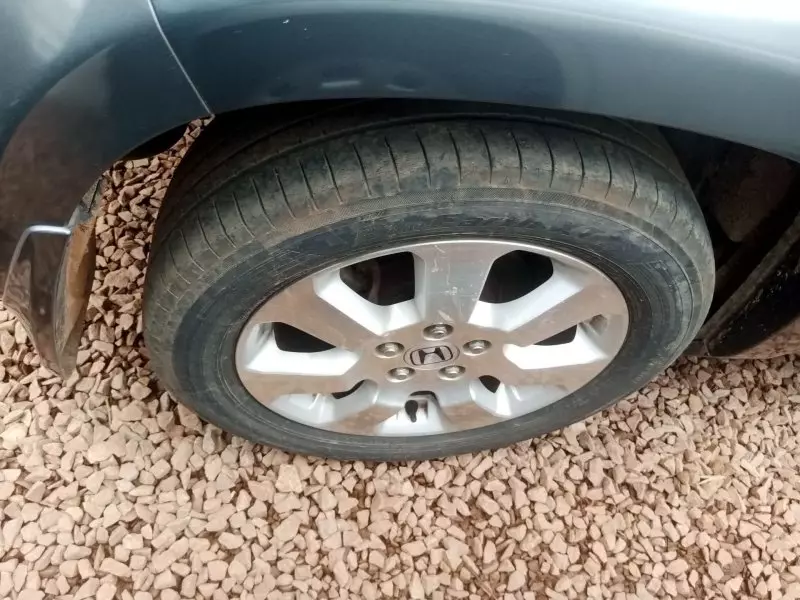 Subaru Legacy   - 2010