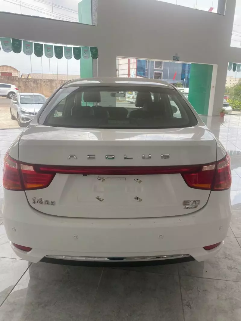 DONGFENG Aeolus E70   - 2020